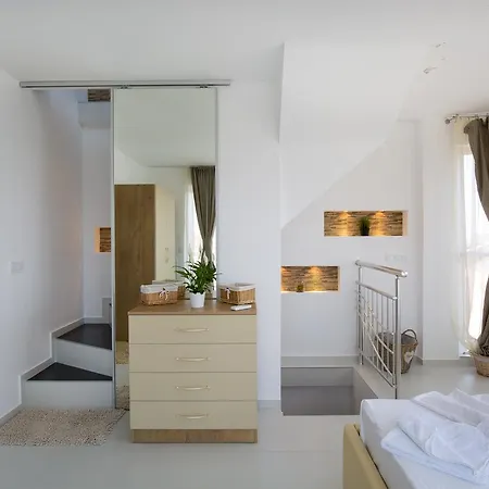 Апартаменты Nea Penthouse